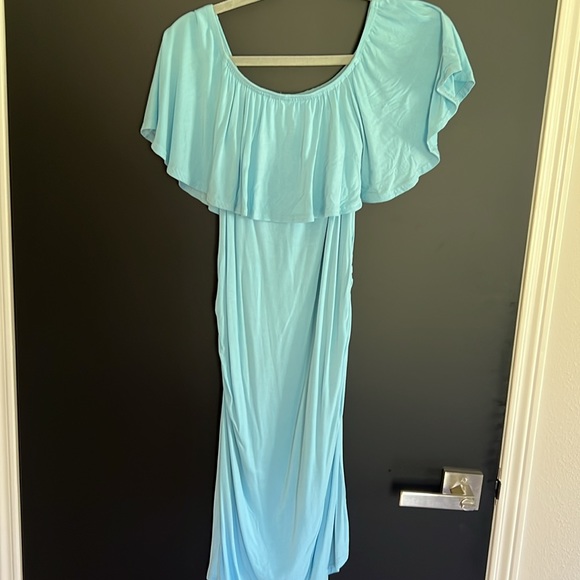 Dress - Picture 3 of 3